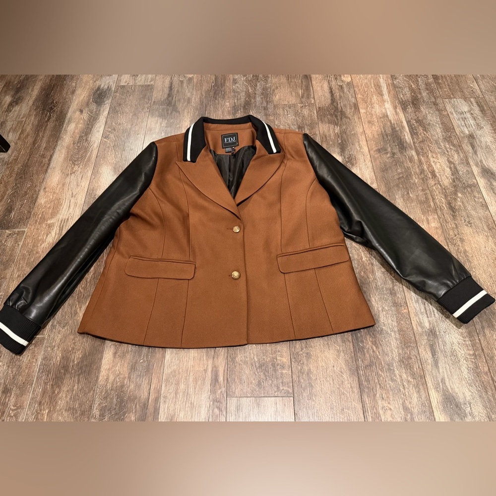 Brown Wool-Blend Blazer with Black Faux-Leather Sleeves - Picture 3 of 4